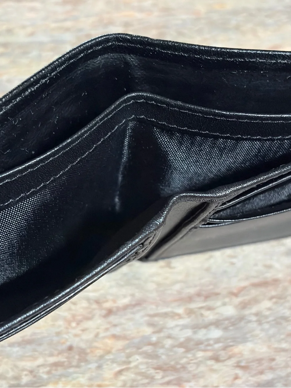 Tumi Black Double Billfold Textured Leather Card Holder/ Wallet